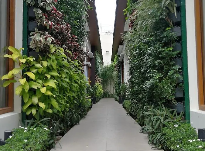 Adria Residences - Ruby Garden - 2 Bedroom For 4 Person Manila
